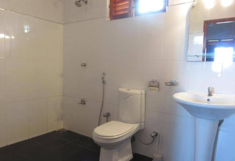 غرفة ديلوكس مطلّة علي البحر مزوَّدة بشُرفة, Beach Lagoon Guesthouse