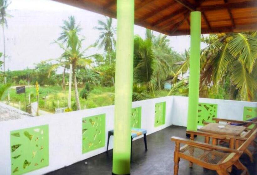 غرفة ديلوكس مطلّة علي البحر مزوَّدة بشُرفة, Beach Lagoon Guesthouse