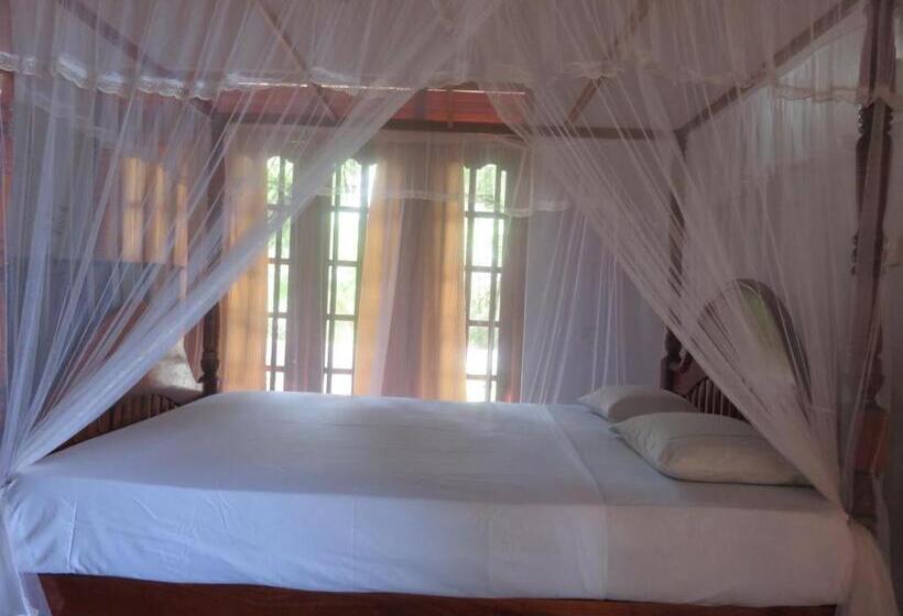 غرفة ديلوكس مطلّة علي البحر مزوَّدة بشُرفة, Beach Lagoon Guesthouse