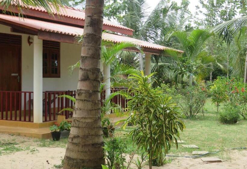 Бунгало Стандарт Вид на Сад, Beach Lagoon Guesthouse