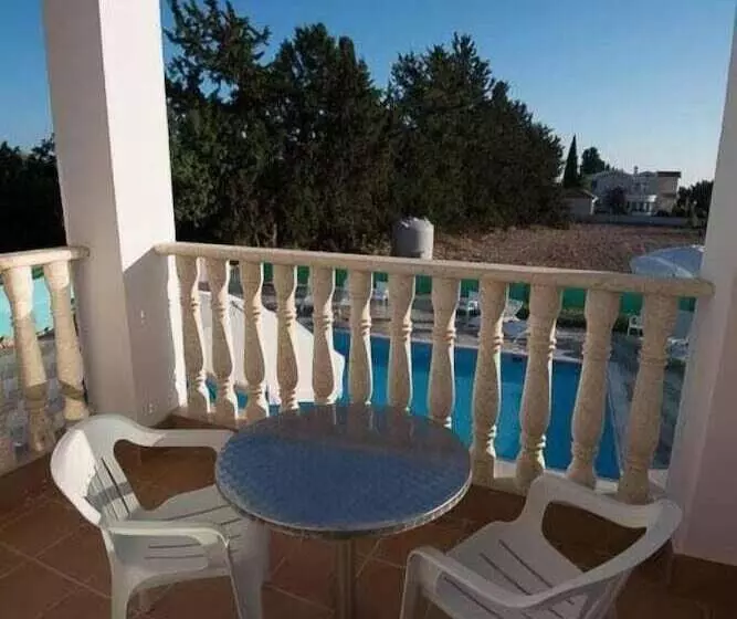 اتاق استاندارد, Bella Rosa Hotel Cyprus