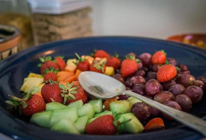 اتاق استاندارد با چشمانداز باغ, York Lodge