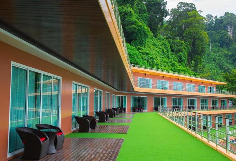 Номер Deluxe, Phi Phi Cliff Beach Resort
