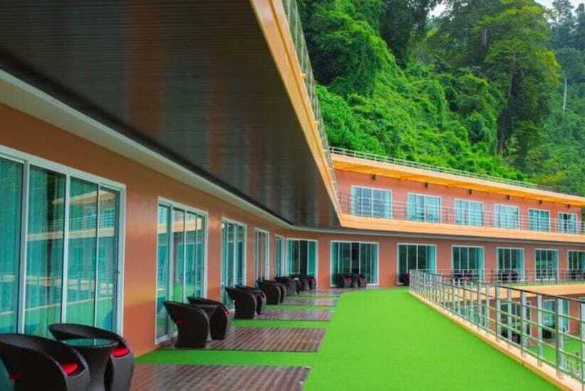 豪华海景房, Phi Phi Cliff Beach Resort