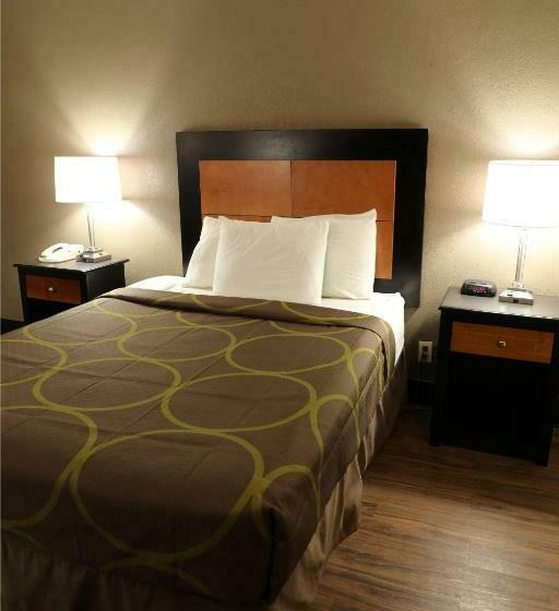 غرفة قياسية, Econo Inn