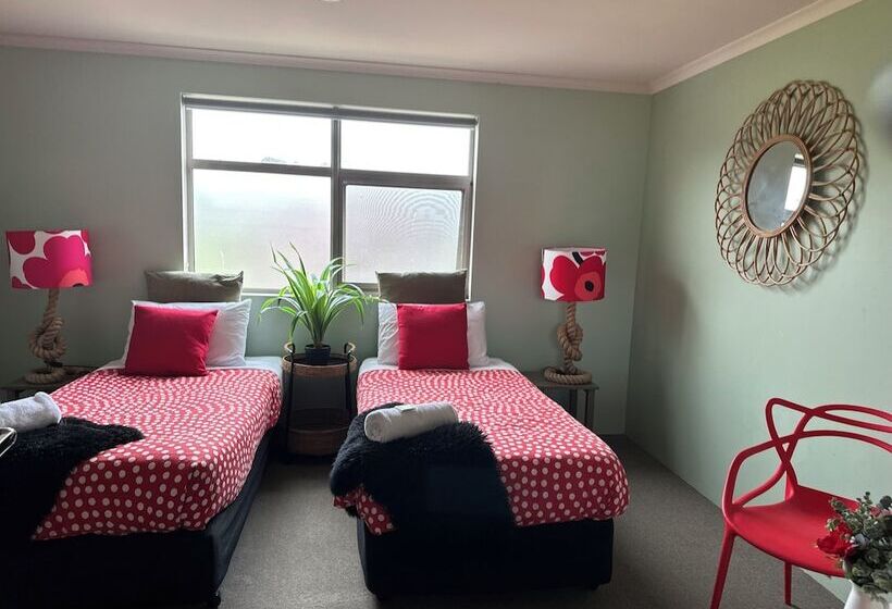 带共用浴室的标准房间, Sow And Piglets Guesthouse