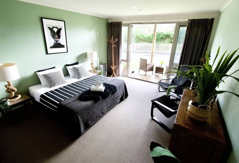 家庭间, Sow And Piglets Guesthouse