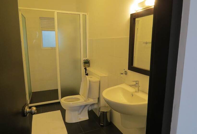 スタンダードルーム, Chapelton House