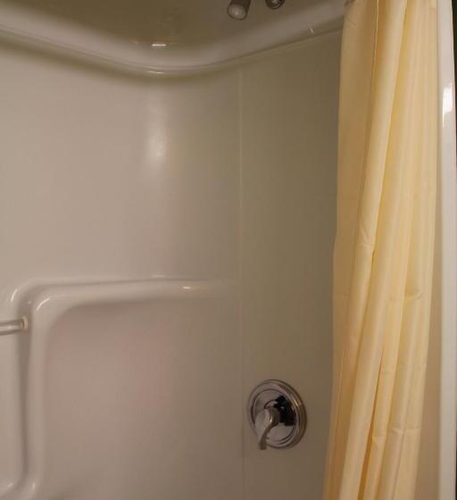 2 Schlafzimmer Apartment, Glendenning Hall At Holland College