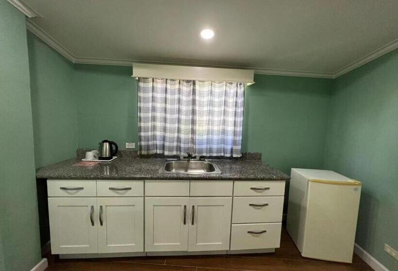 سوییت, Beach Garden