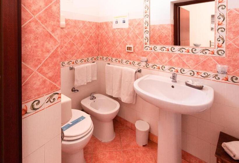 四人标准间, Concordia