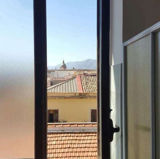 标准单人间, Concordia