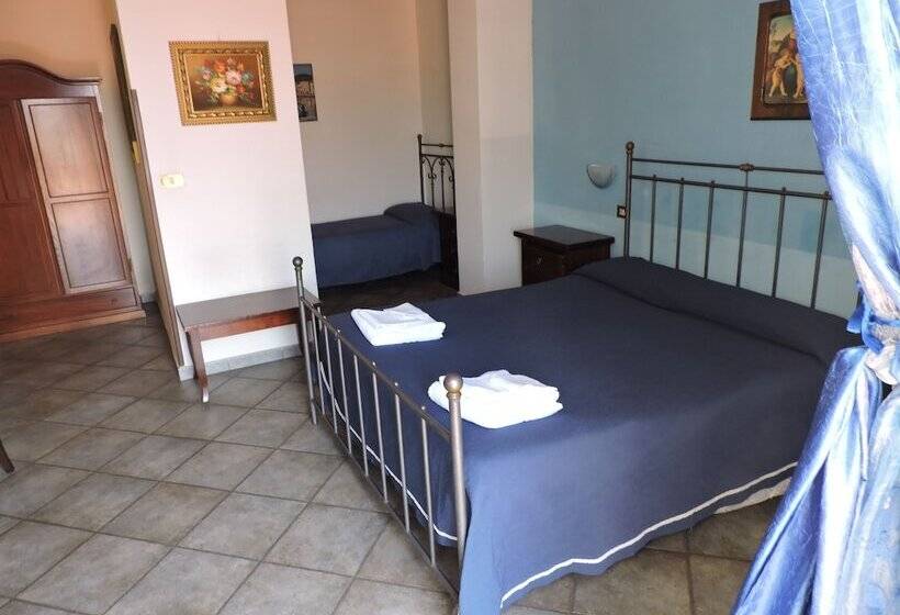 标准三人间, Concordia