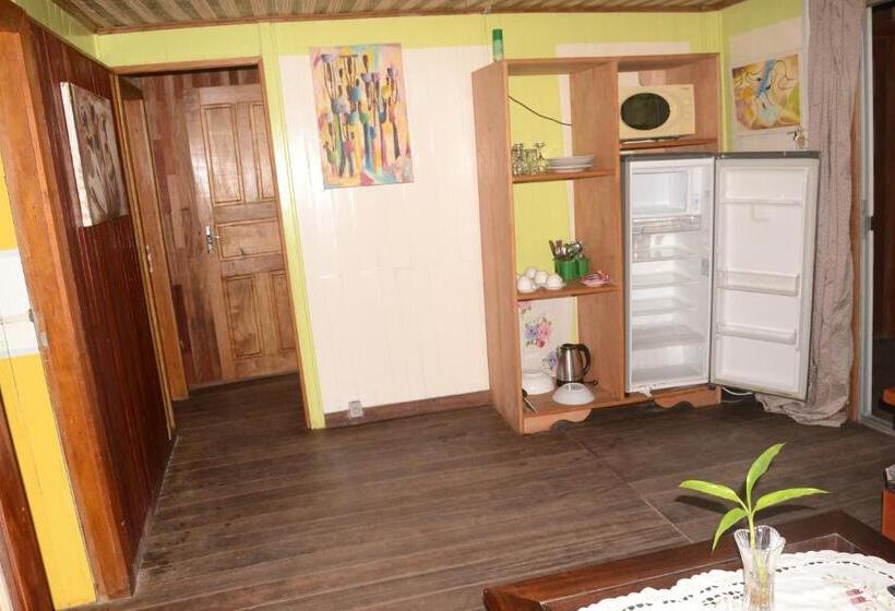 کلبه ییلاقی, Hôtel Restaurant Gites Kribi