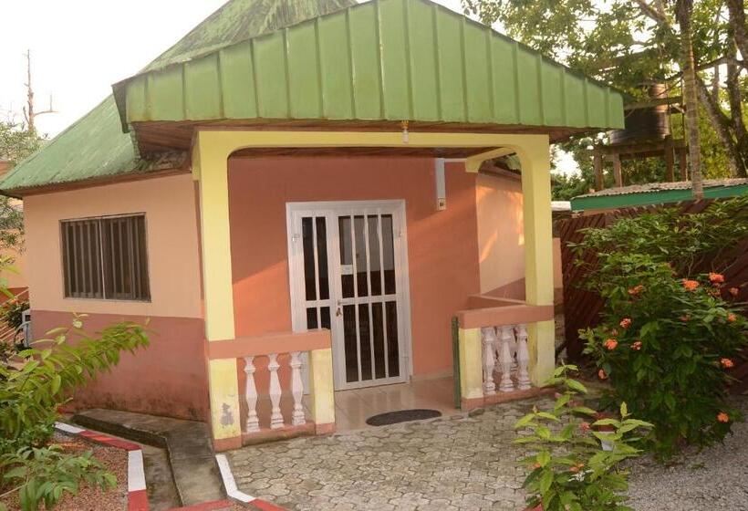 کابین, Hôtel Restaurant Gites Kribi