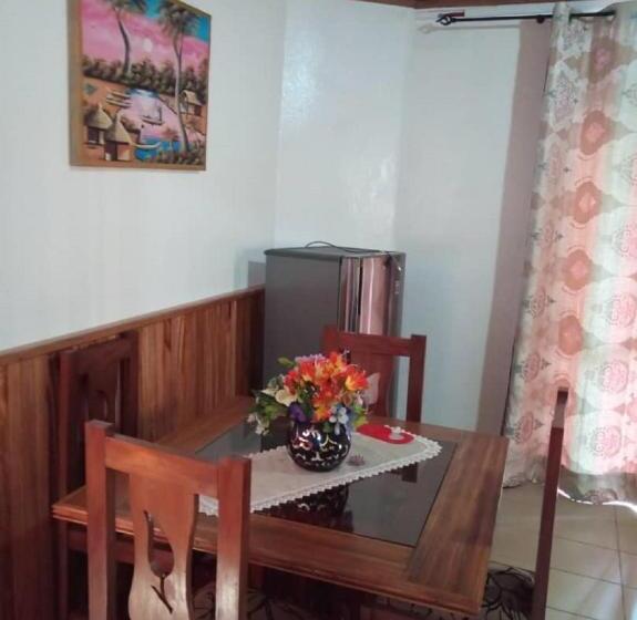 کابین, Hôtel Restaurant Gites Kribi