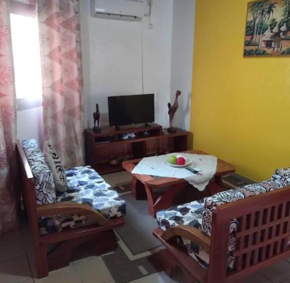 کابین, Hôtel Restaurant Gites Kribi