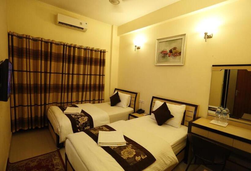 اتاق لوکس, Mahadev