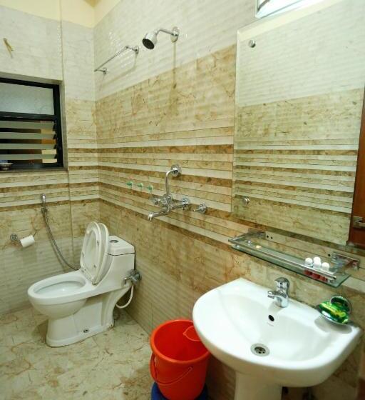 اتاق لوکس, Mahadev