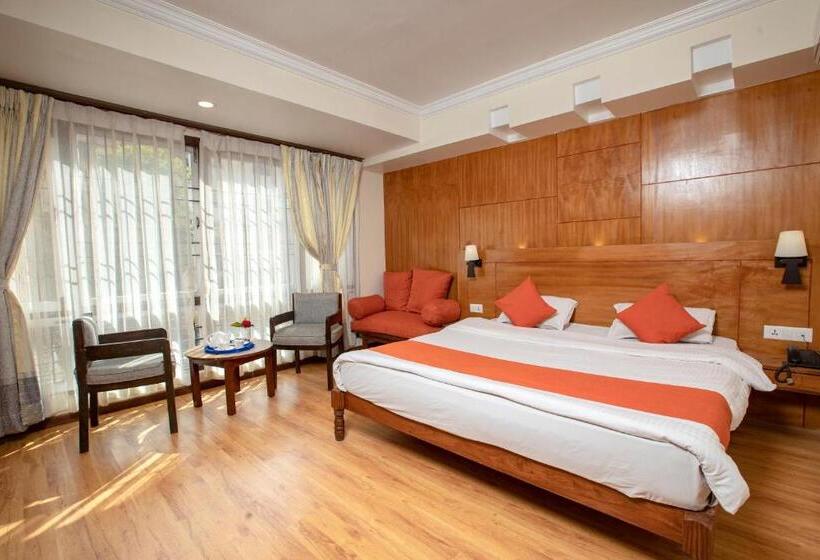 اتاق لوکس یک تخته, Mums Home, A Classical Comfort