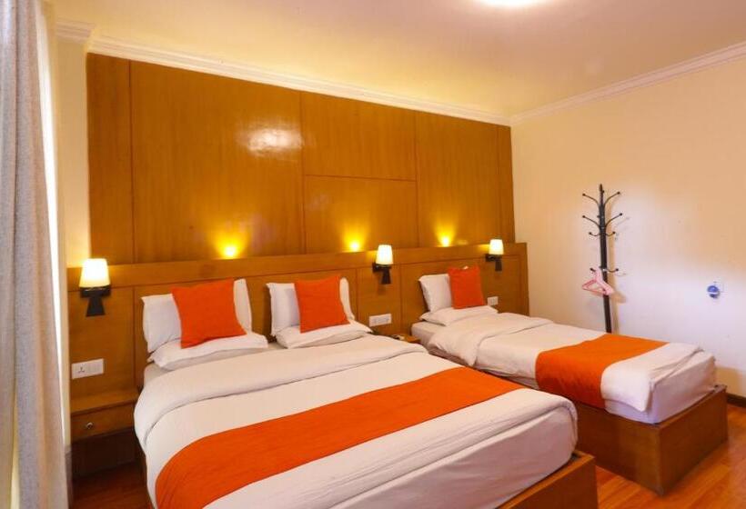 اتاق لوکس خانوادگی, Mums Home, A Classical Comfort