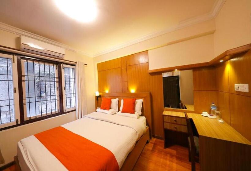 اتاق لوکس, Mums Home, A Classical Comfort