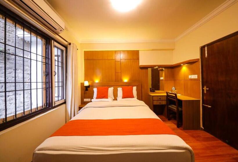 اتاق لوکس, Mums Home, A Classical Comfort