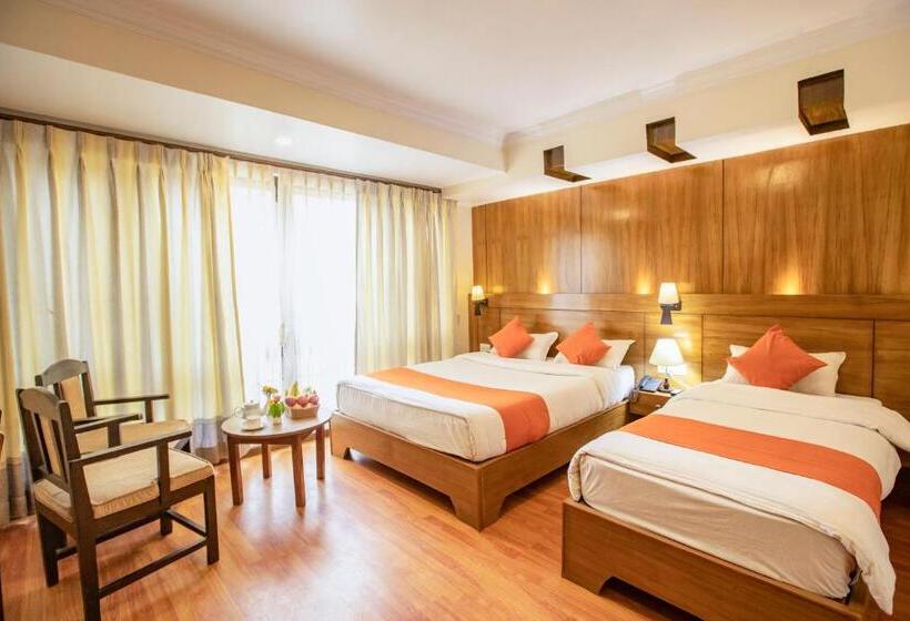 اتاق لوکس خانوادگی, Mums Home, A Classical Comfort