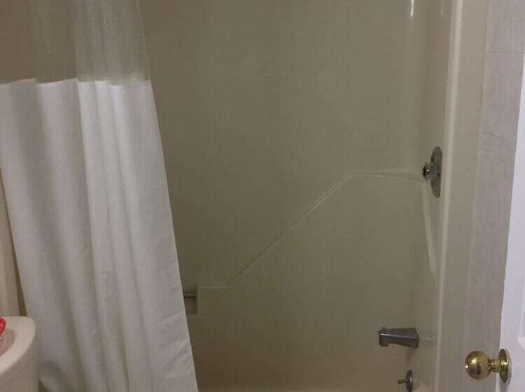 Номер Deluxe, Red Carpet Inn   Bridgeton Vineland