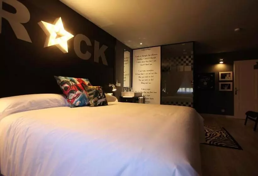 スタンダードルーム, Apartamentos Rock Star