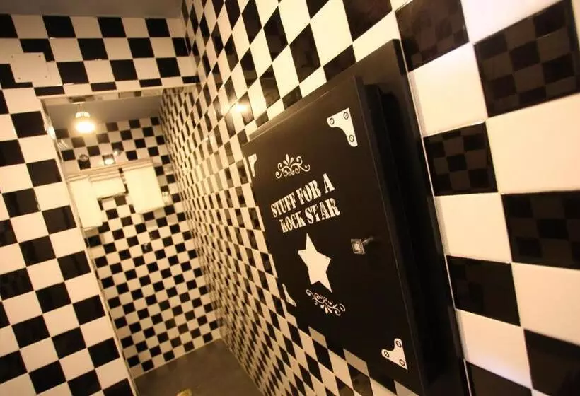 スタンダードルーム, Apartamentos Rock Star
