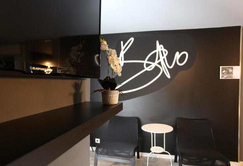 اتاق استاندارد, Apartamentos Rock Star