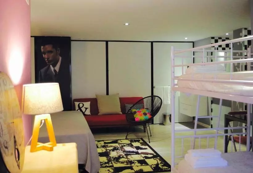 スタンダード4人部屋, Apartamentos Rock Star