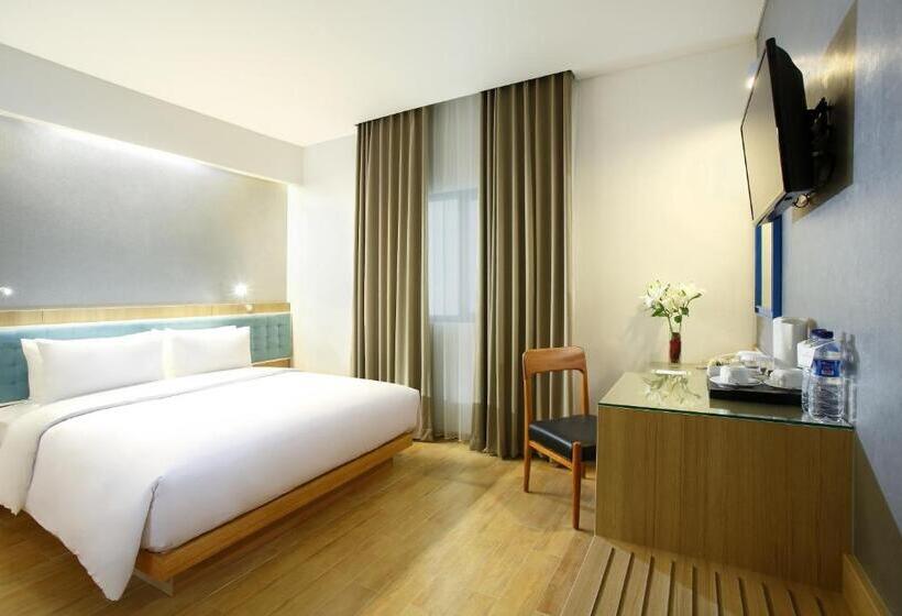 クイーンベッドのスーペリアルーム, Santika Kelapa Gading