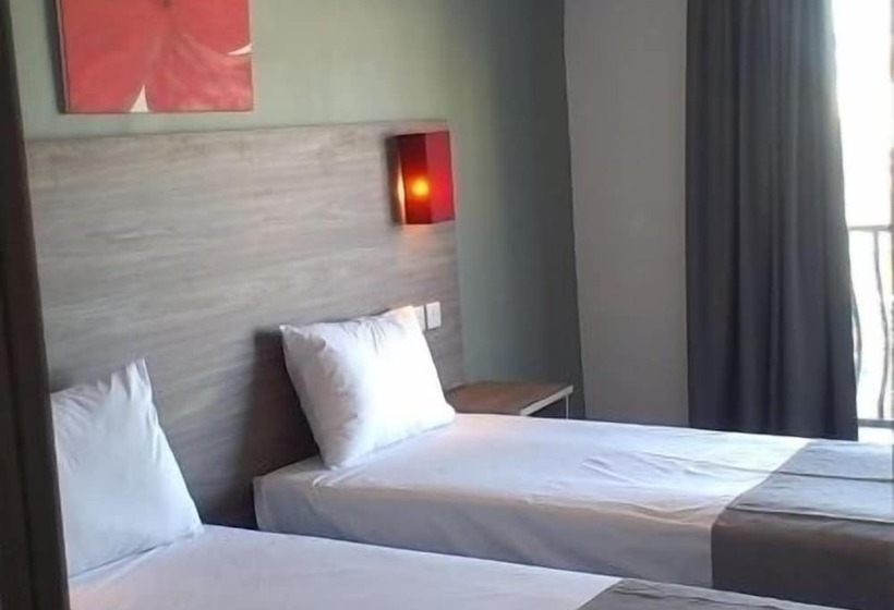 Deluxe-huone, Spinola