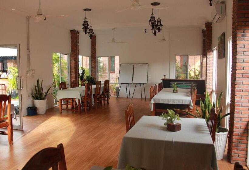 스탠다드 룸, The Coconut House