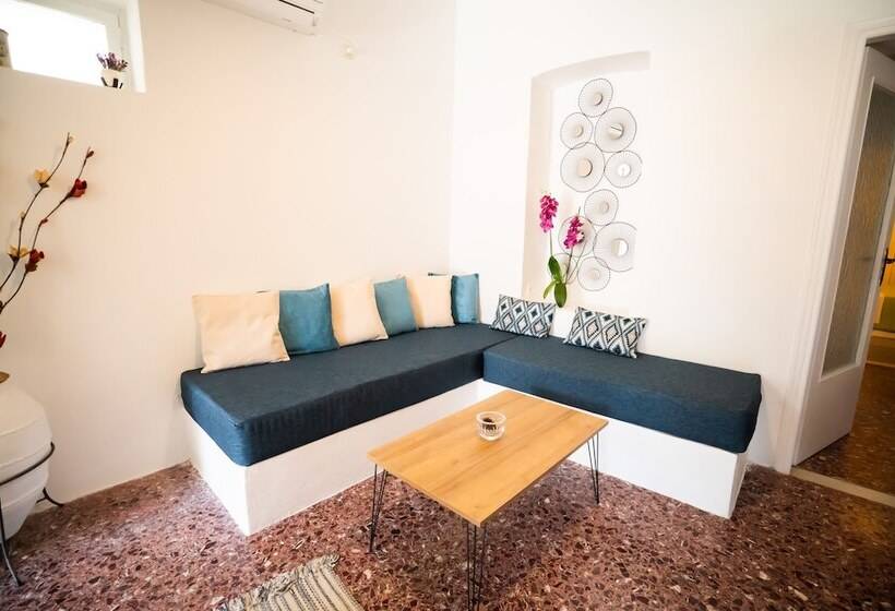 2间卧室的房子, Morning Star Traditional Houses