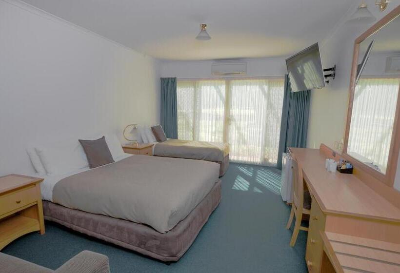 غرفة قياسية, Big River Golf & Country Club