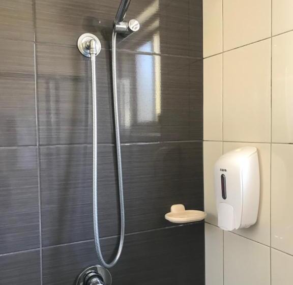 اتاق استاندارد, Westside Motor Inn