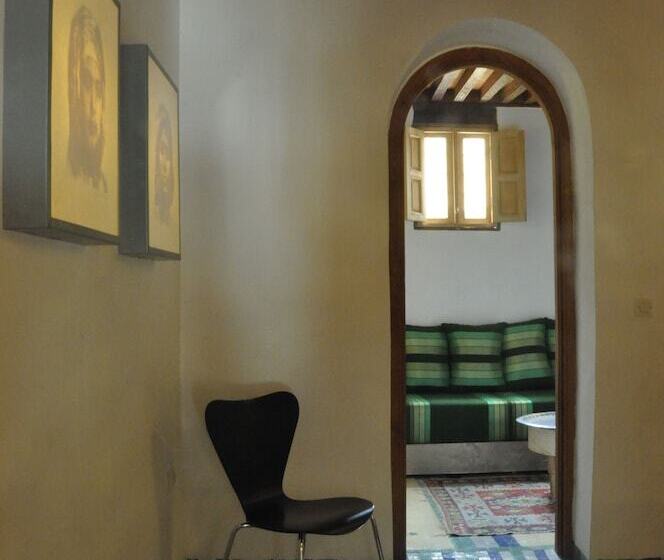 高级套房, Dar 7 Louyat