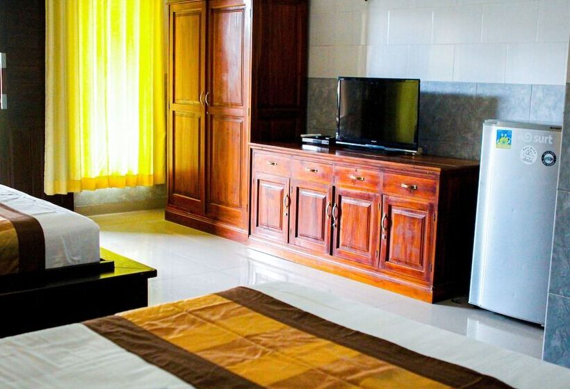 Семейный Номер, Putu Guest House 2