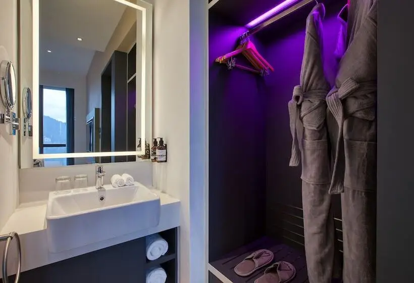Standard Room City View