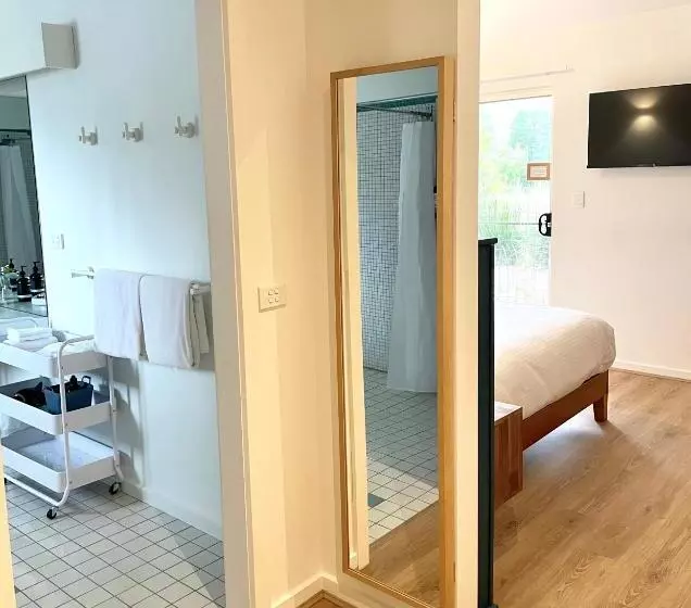 キングサイズベッドのスタンダードルーム, The Albion Motel Castlemaine