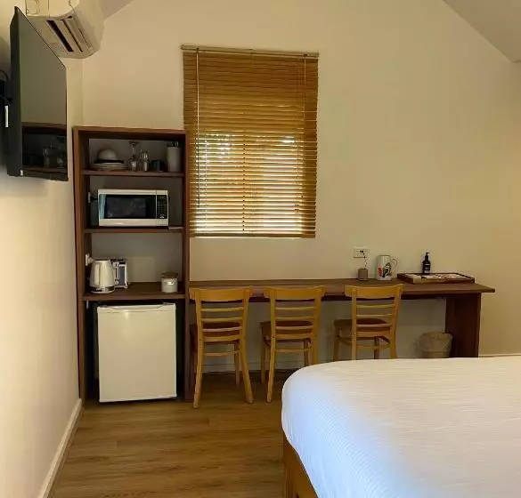 キングサイズベッドのスタンダードルーム, The Albion Motel Castlemaine
