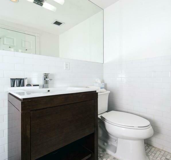 标准工作室, East Village