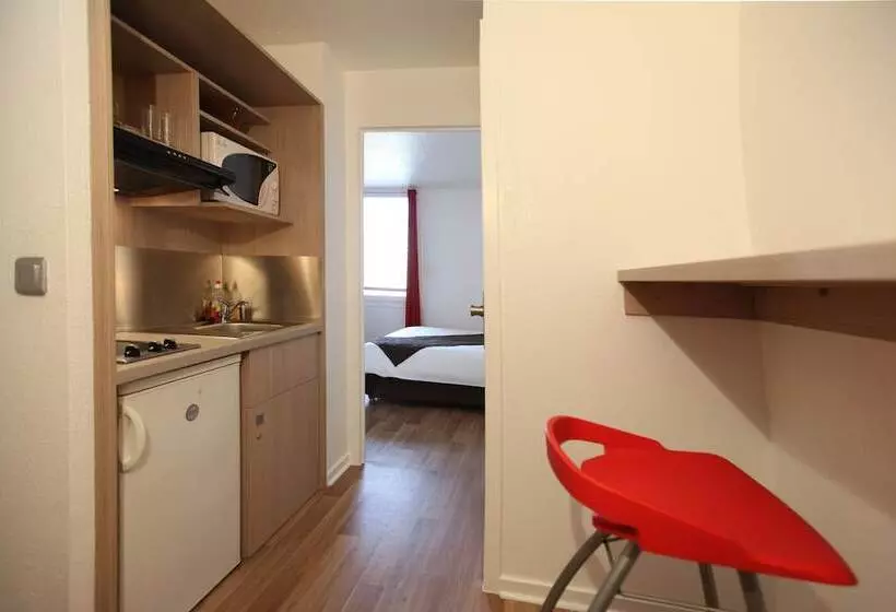 スタンダードスタジオ, Geneva Residence
