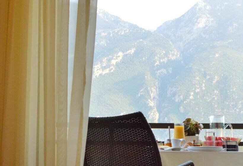 带观景的高级间, Alexakis Hotel & Spa