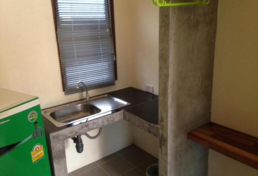 Студия Deluxe, Aonang 3 Monkeys Pool Resort