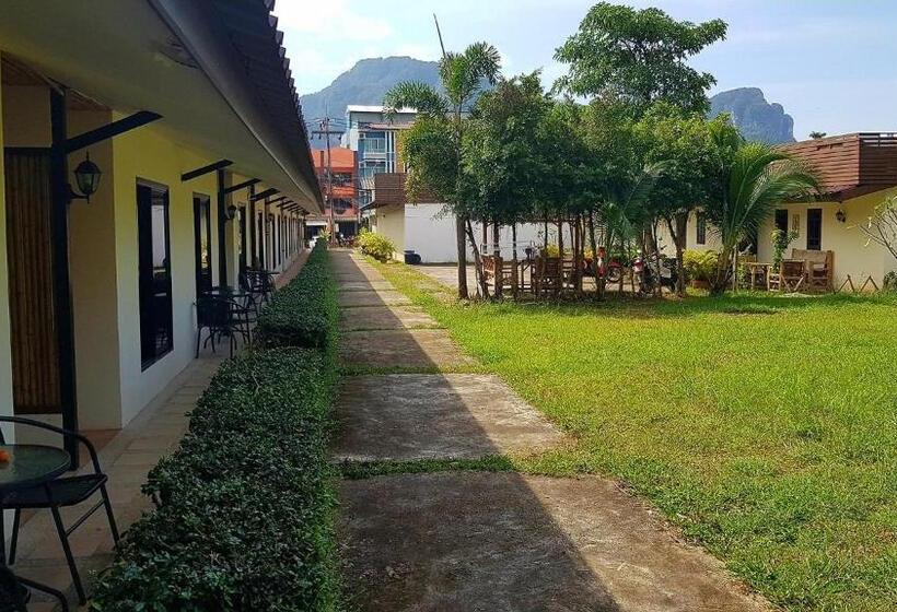 Трехместный Номер Комфорт, Aonang 3 Monkeys Pool Resort