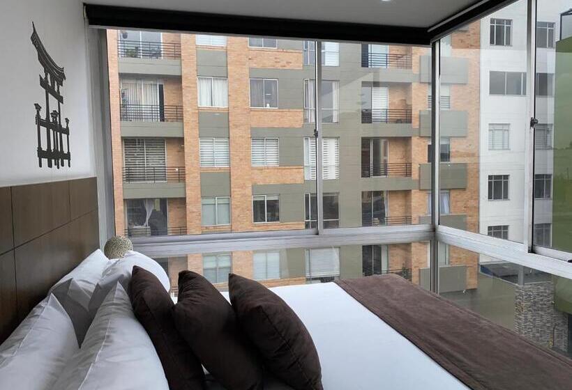 استودیوی استاندارد, Apartamentos Regency La Feria